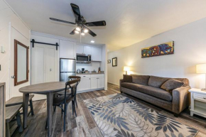 Delightful Studio w/Kitchenette #111 at Donner Lake Village